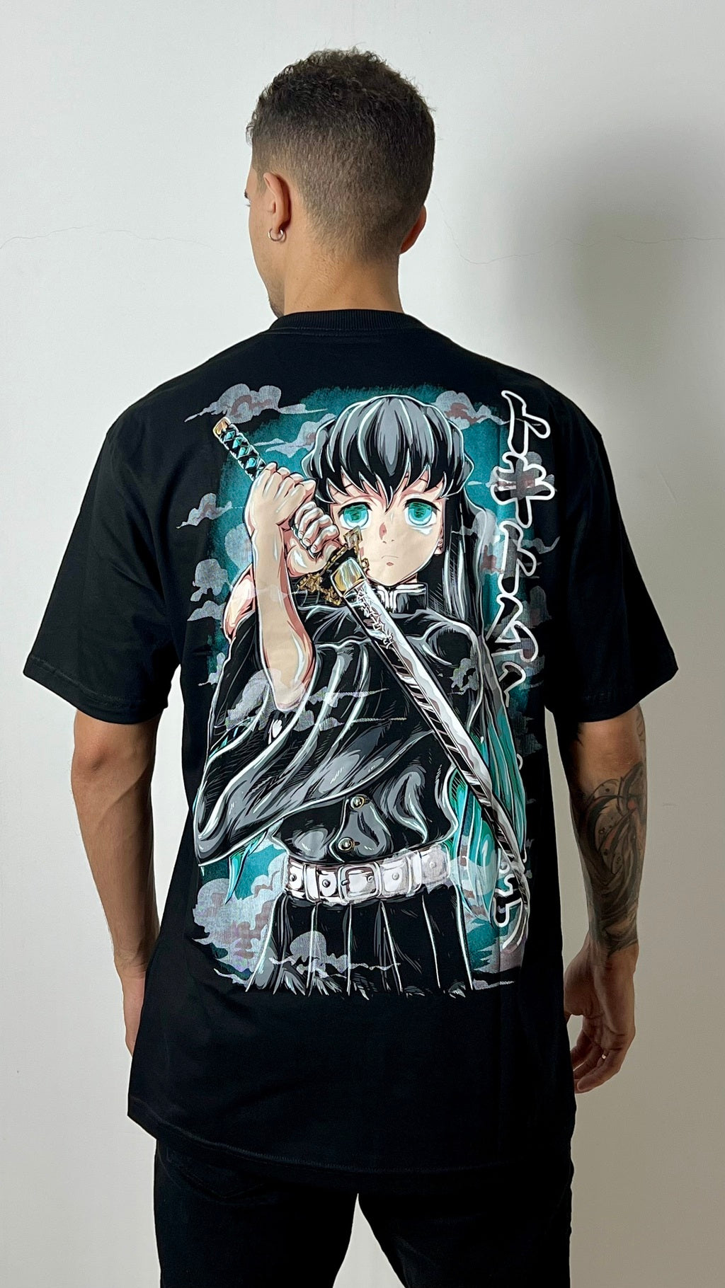 Camiseta Oversized Muichiro Tokito
